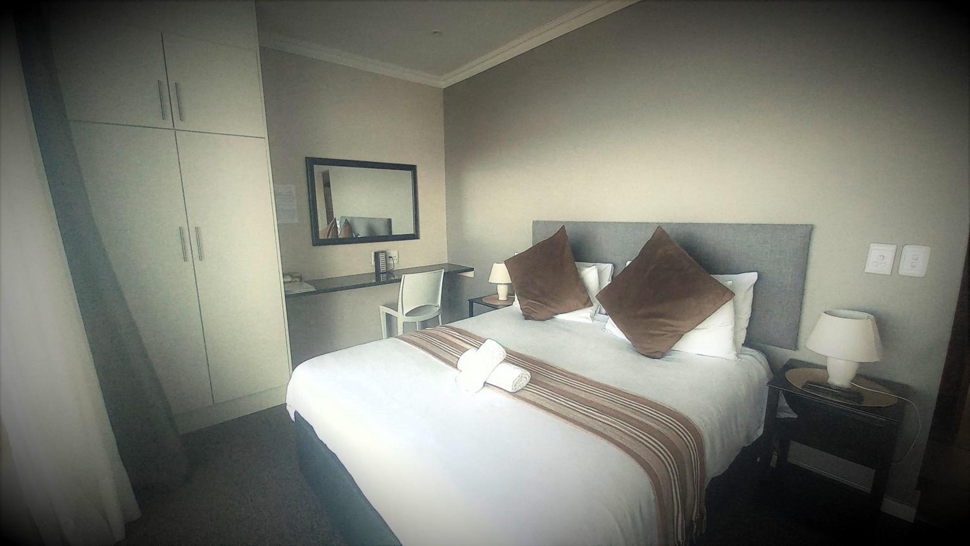 Phoenix Lodge And Waterside Accommodation クニスナ エクステリア 写真